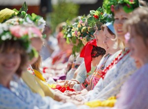 troica-tradicii-i-obryady