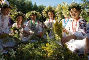 troica-tradicii-i-obryady