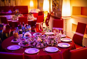 -kak-organizovat-torzhestvo-v-klube